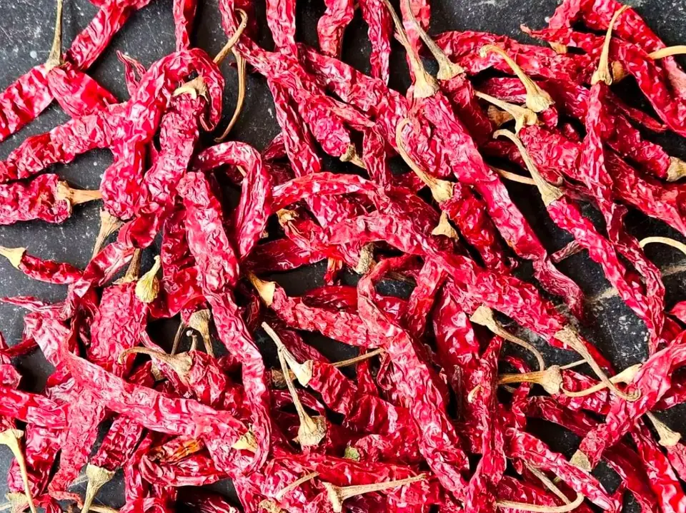 Laali dried red chillies with long twisted pods